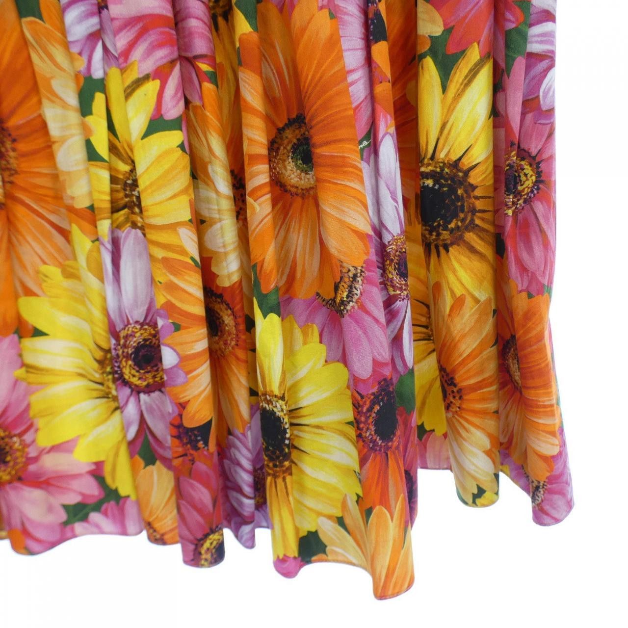 Dolce & Gabbana Dolce & Gabbana Dolce&Gabbana Skirt Others Skirts F4B8IT/HS5LC DUTY FREE for USA Size ONE SIZE - 5 Thumbnail