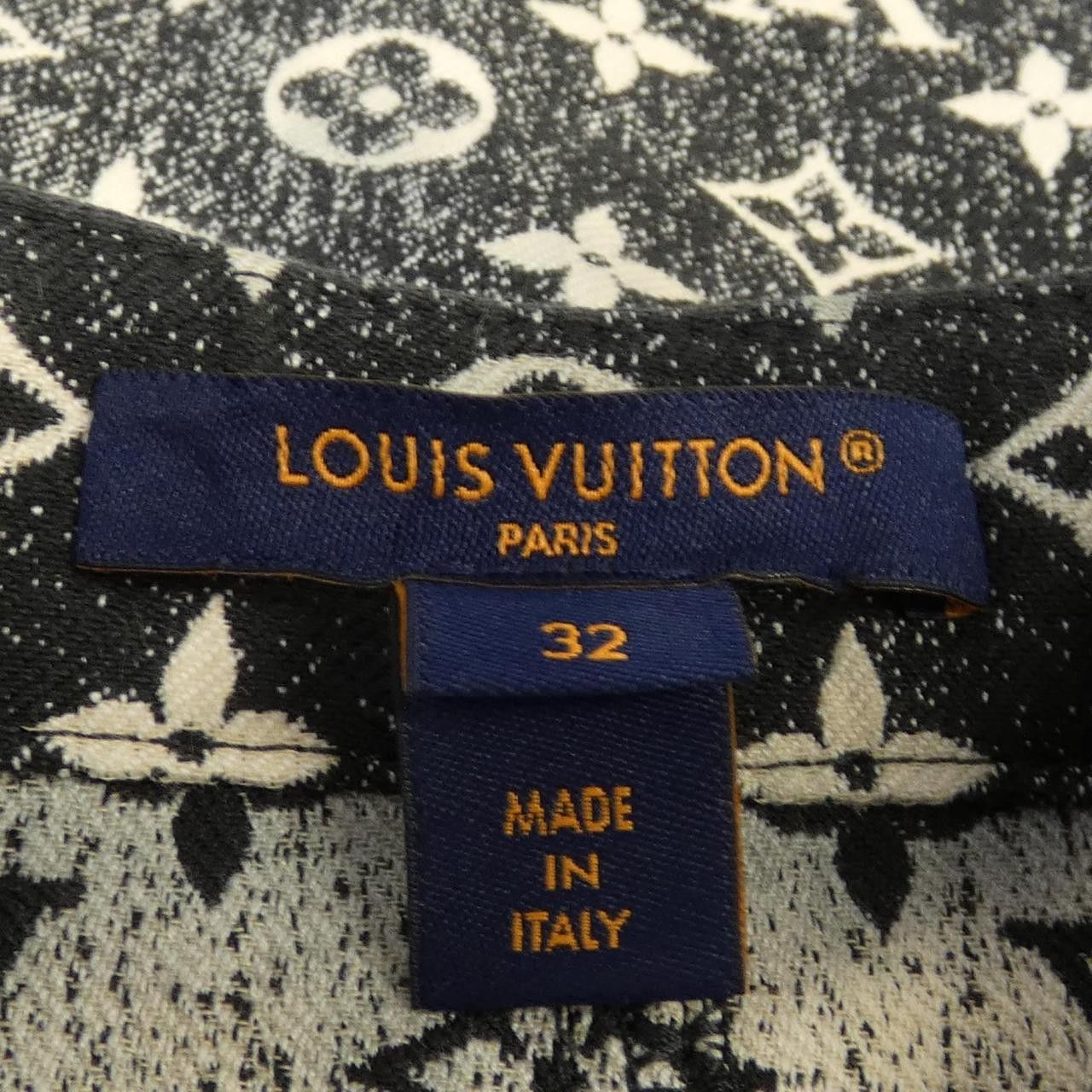 Louis Vuitton Louis Vuitton Louis Vuitton Monogram Denim Dress Denim Dresses FODR33KJ2 DUTY FREE for USA Size ONE SIZE - 5 Thumbnail