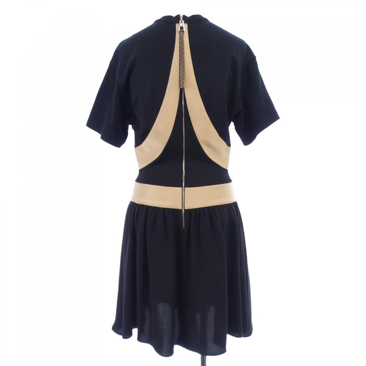 Louis Vuitton Louis Vuitton Louis Vuitton Dress Others Dresses FLDR32UOL DUTY FREE for USA Size ONE SIZE - 2 Thumbnail