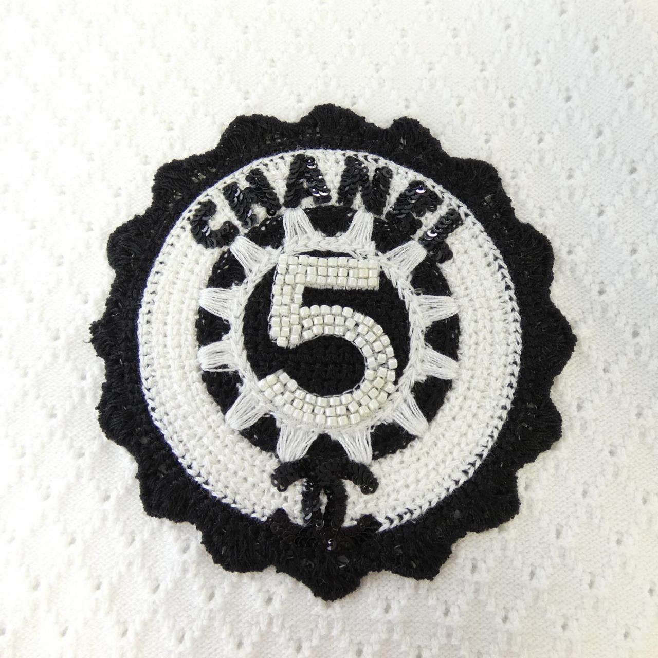 Chanel Chanel Chanel Knit Sweater Cotton Tops P74144K10654 23C DUTY FREE for USA Size ONE SIZE - 7 Thumbnail