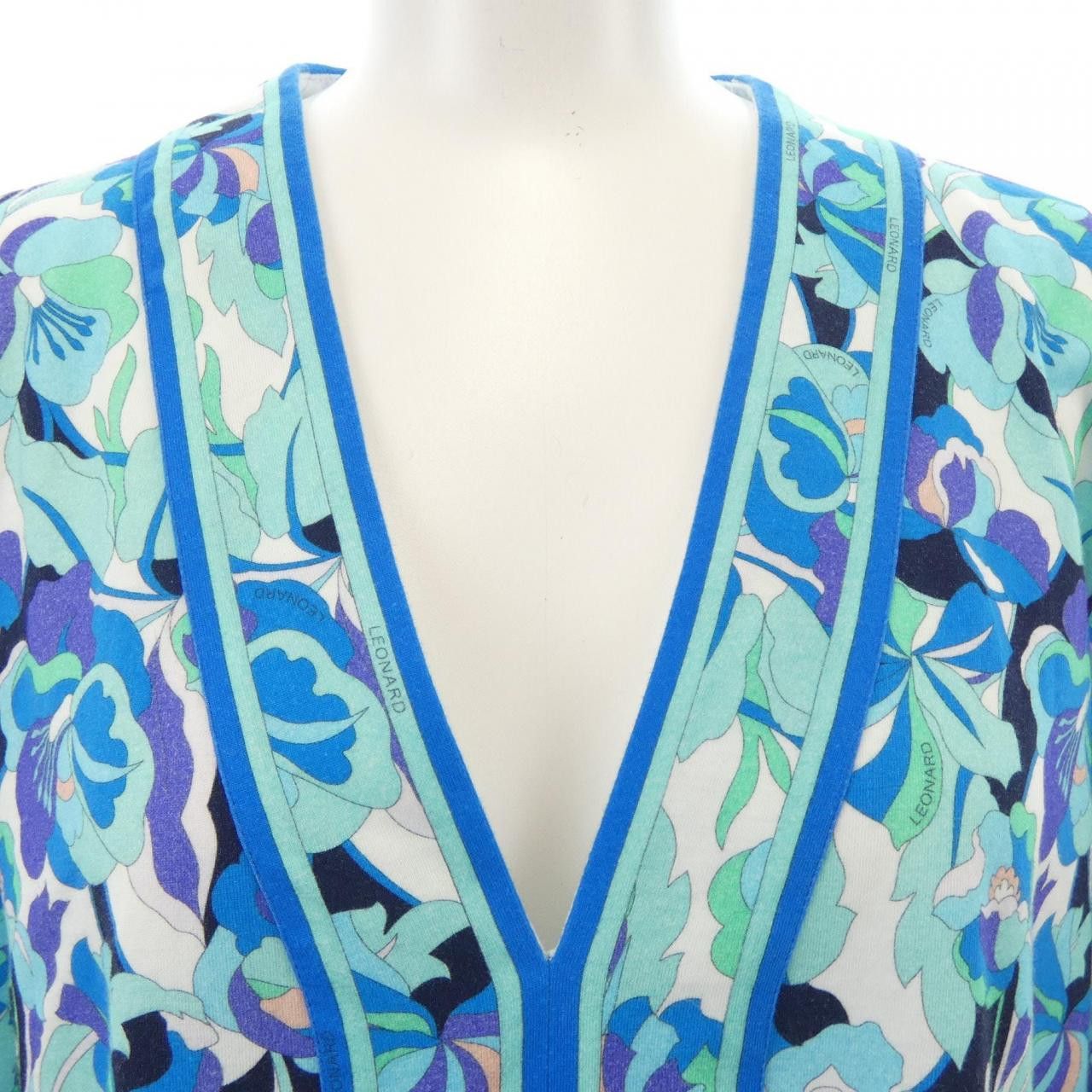 Other Other Leonard Floral Top Cotton Tops DUTY FREE for USA Size ONE SIZE - 5 Thumbnail
