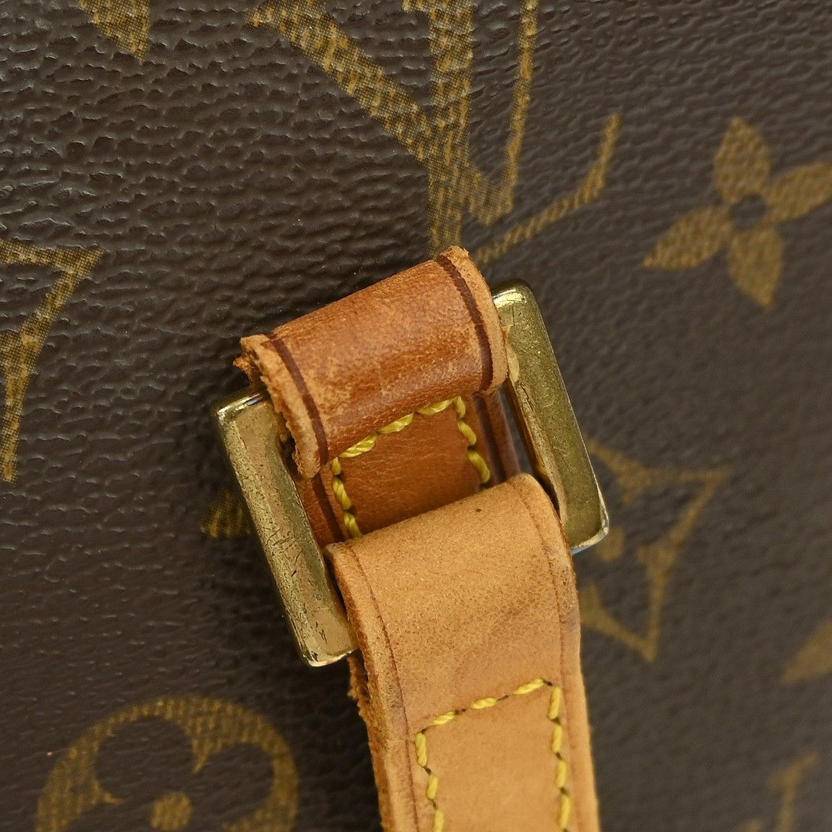 Louis Vuitton Louis Vuitton Cite Handbag Monogram Canvas Size ONE SIZE - 9 Thumbnail