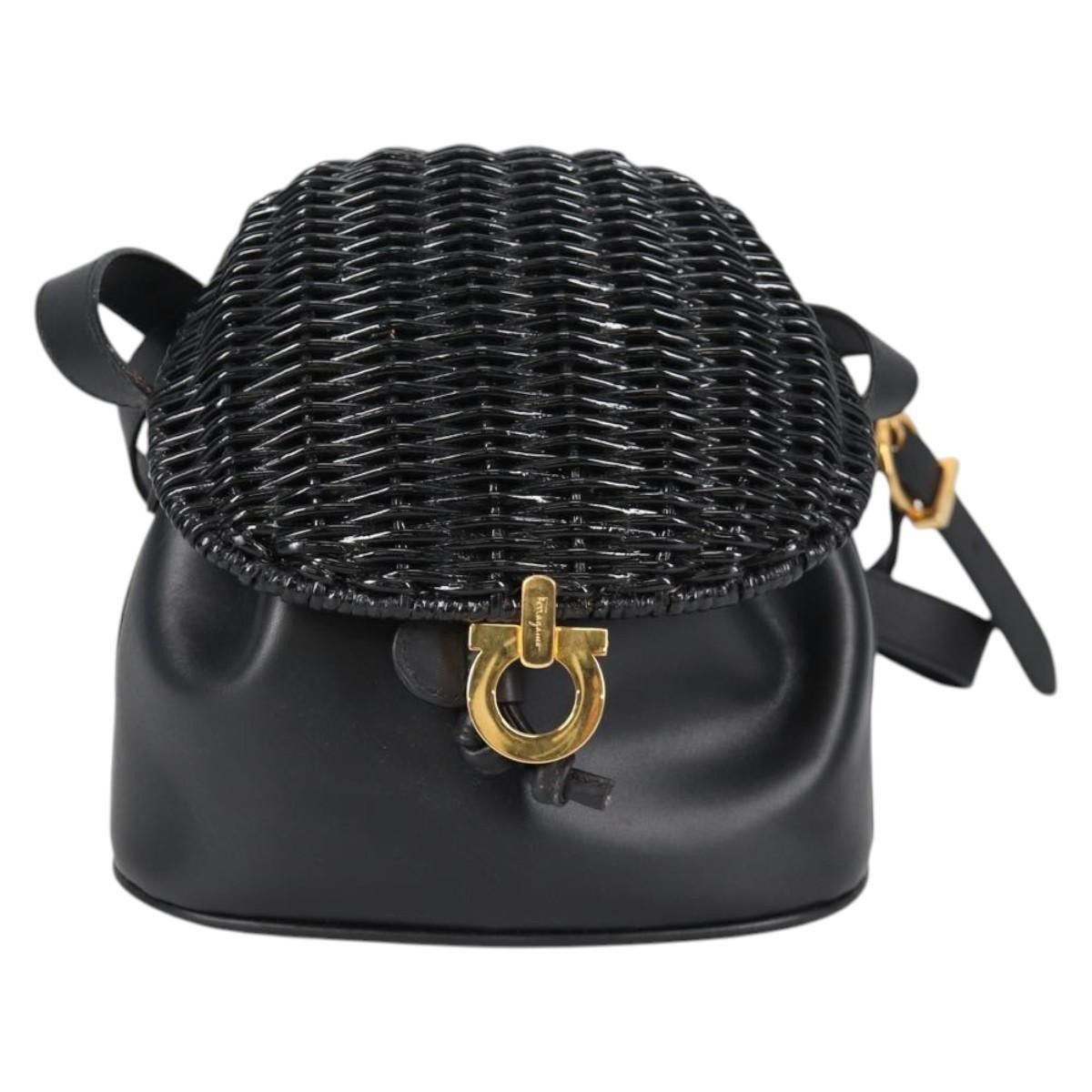 Salvatore Ferragamo Salvatore Ferragamo Gancini Shoulder Bag Leather Size ONE SIZE - 18 Thumbnail