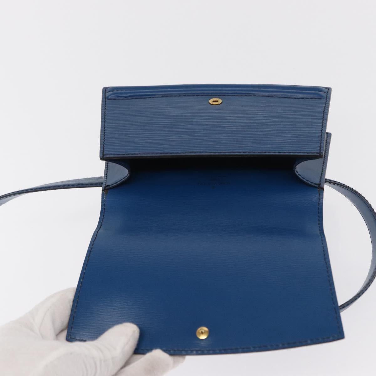 Louis Vuitton Louis Vuitton Tilsitt Bum Bag Epi Leather Size ONE SIZE - 13 Thumbnail