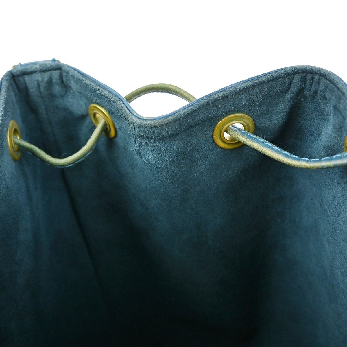 Louis Vuitton Louis Vuitton Petit Noe Handbag Epi Leather Size ONE SIZE - 7 Thumbnail