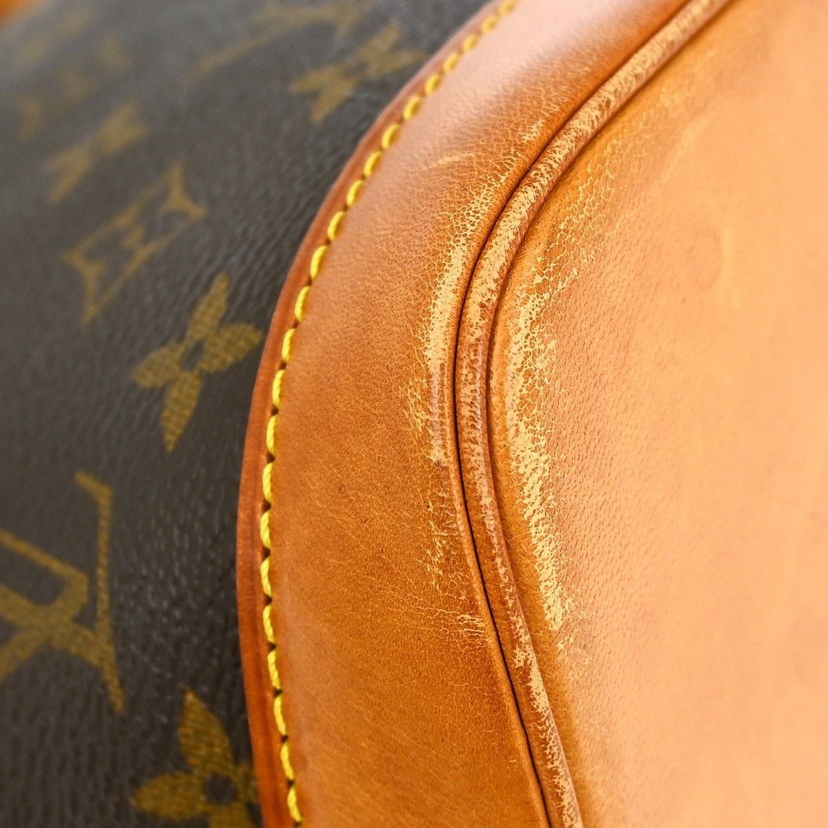 Louis Vuitton Louis Vuitton Alma Handbag Monogram Canvas Size ONE SIZE - 7 Thumbnail