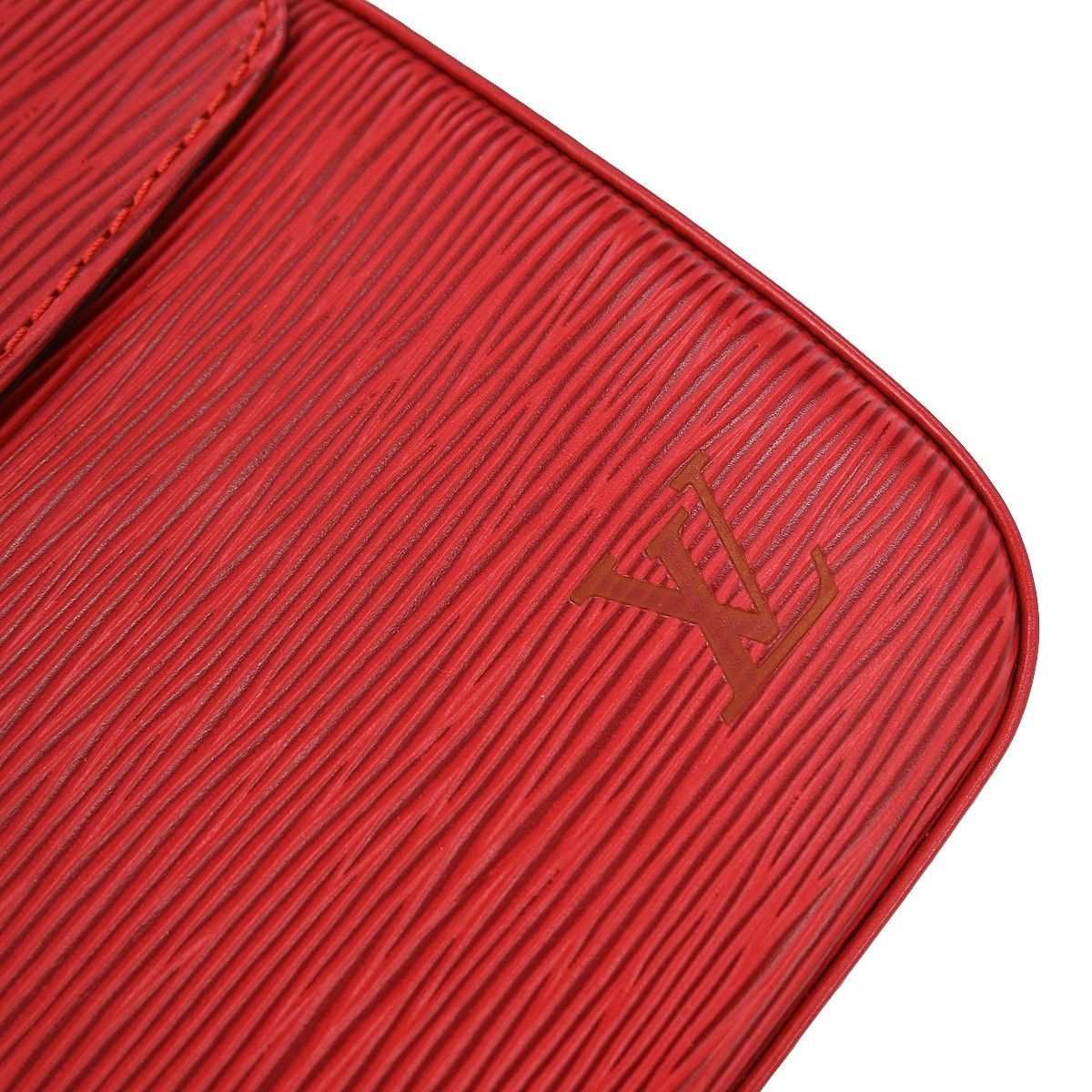 Louis Vuitton Louis Vuitton Buci Handbag Epi Leather Size ONE SIZE - 9 Thumbnail