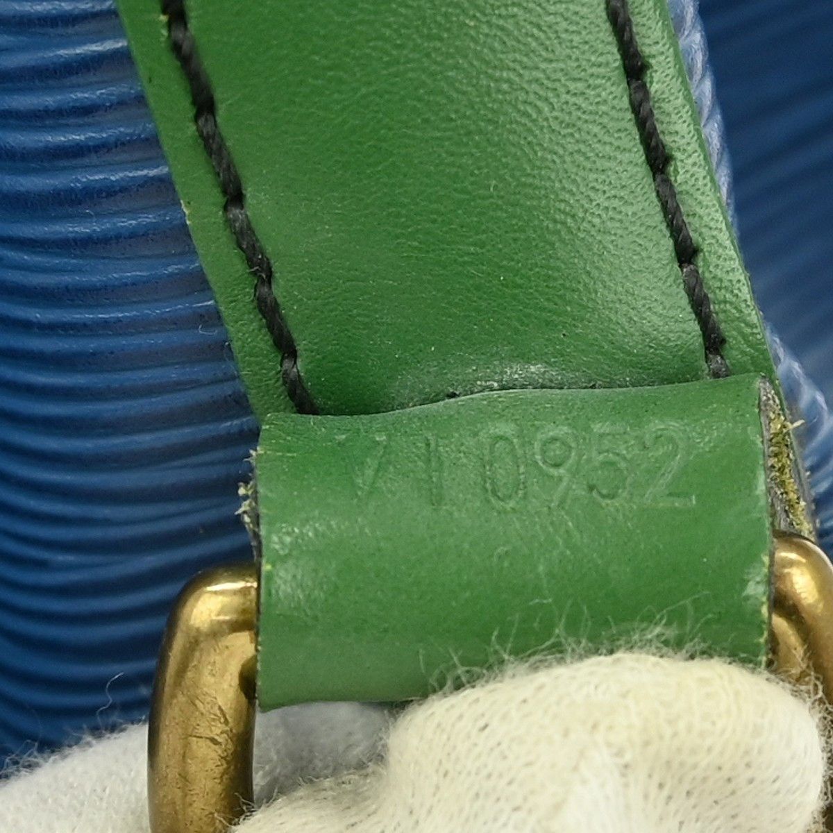 Louis Vuitton Louis Vuitton Bicolor Noe Handbag Epi Leather Size ONE SIZE - 5 Thumbnail