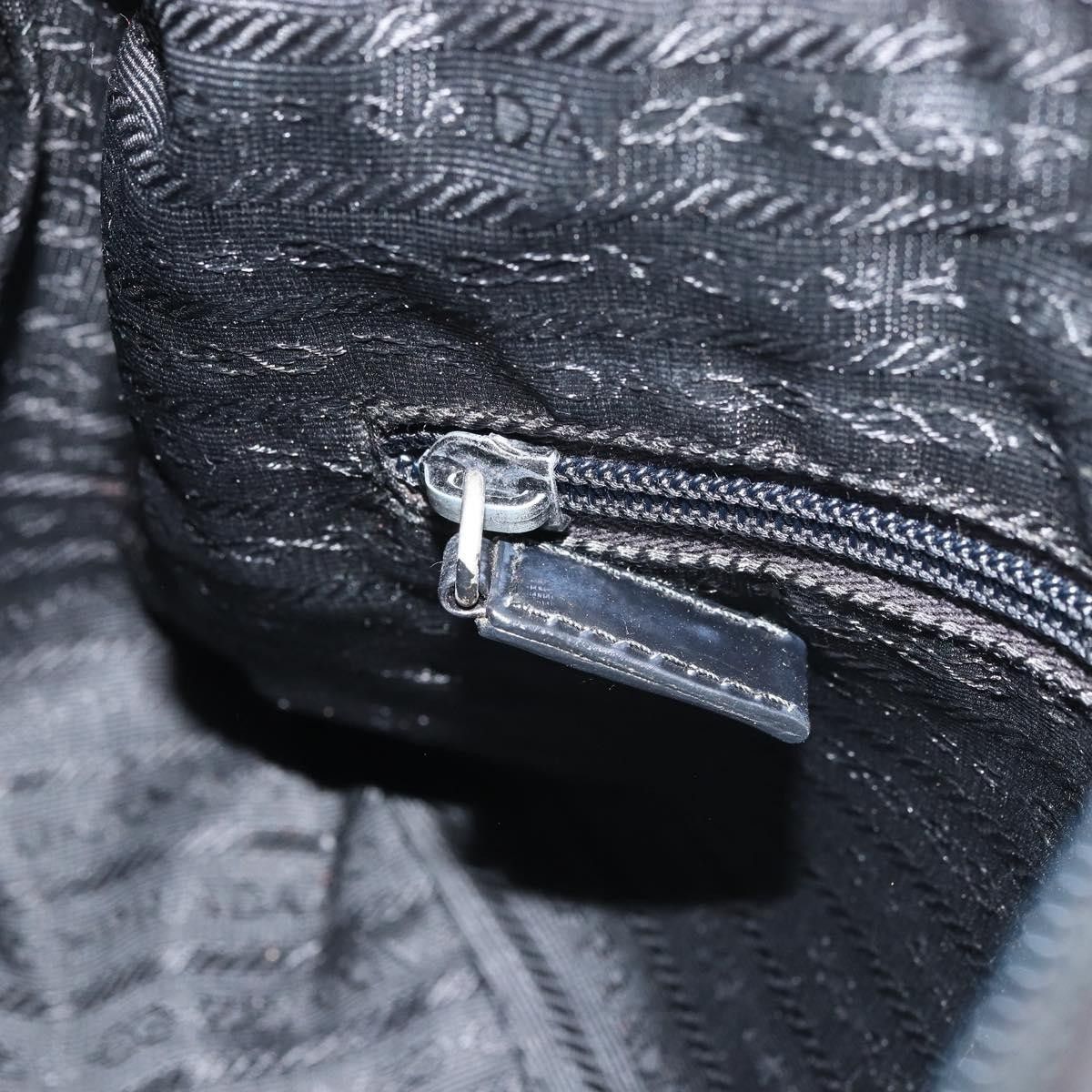 Prada Prada Front Zip Messenger Bag Tessuto Size ONE SIZE - 17 Thumbnail