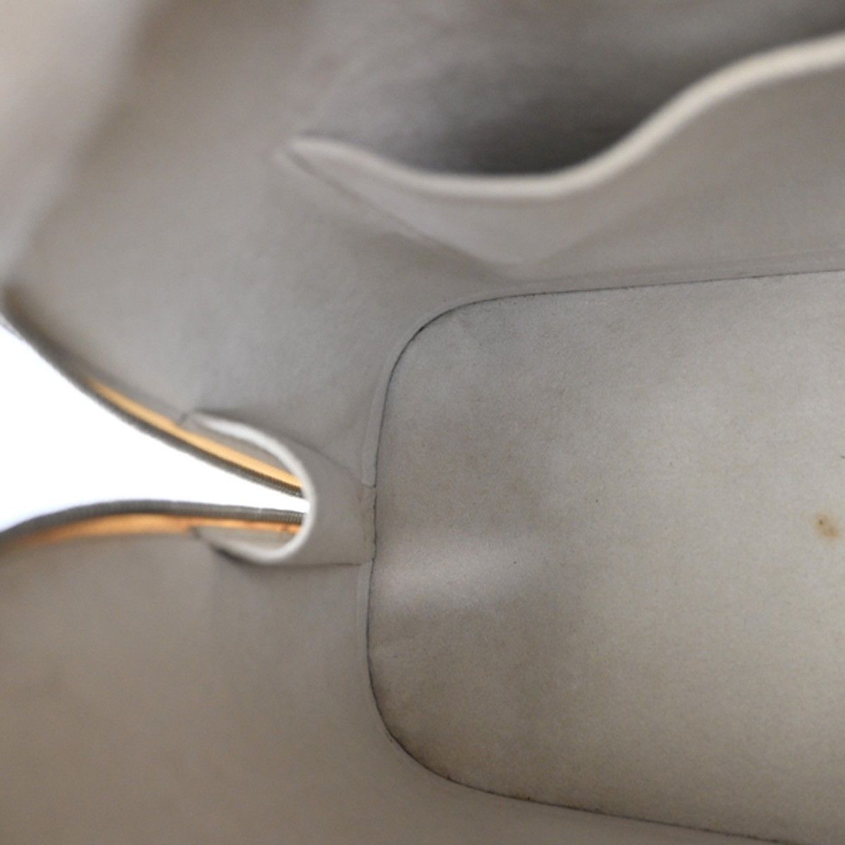 Louis Vuitton Louis Vuitton Alma Handbag Epi Leather Size ONE SIZE - 15 Thumbnail