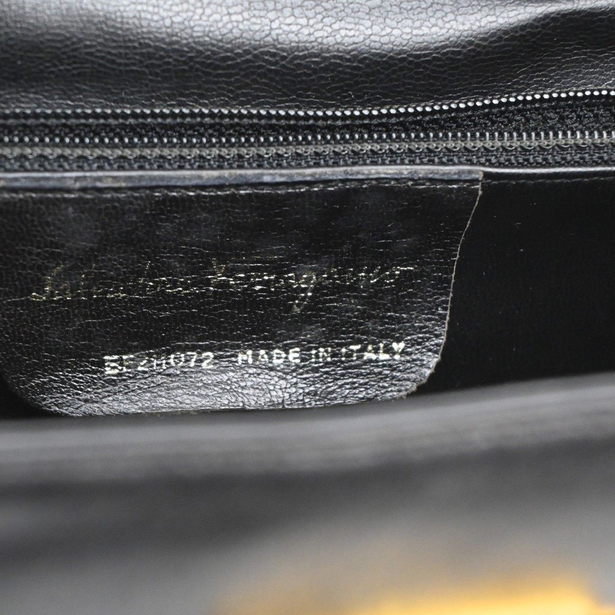 Salvatore Ferragamo Salvatore Ferragamo Gancini Leather Size ONE SIZE - 6 Thumbnail