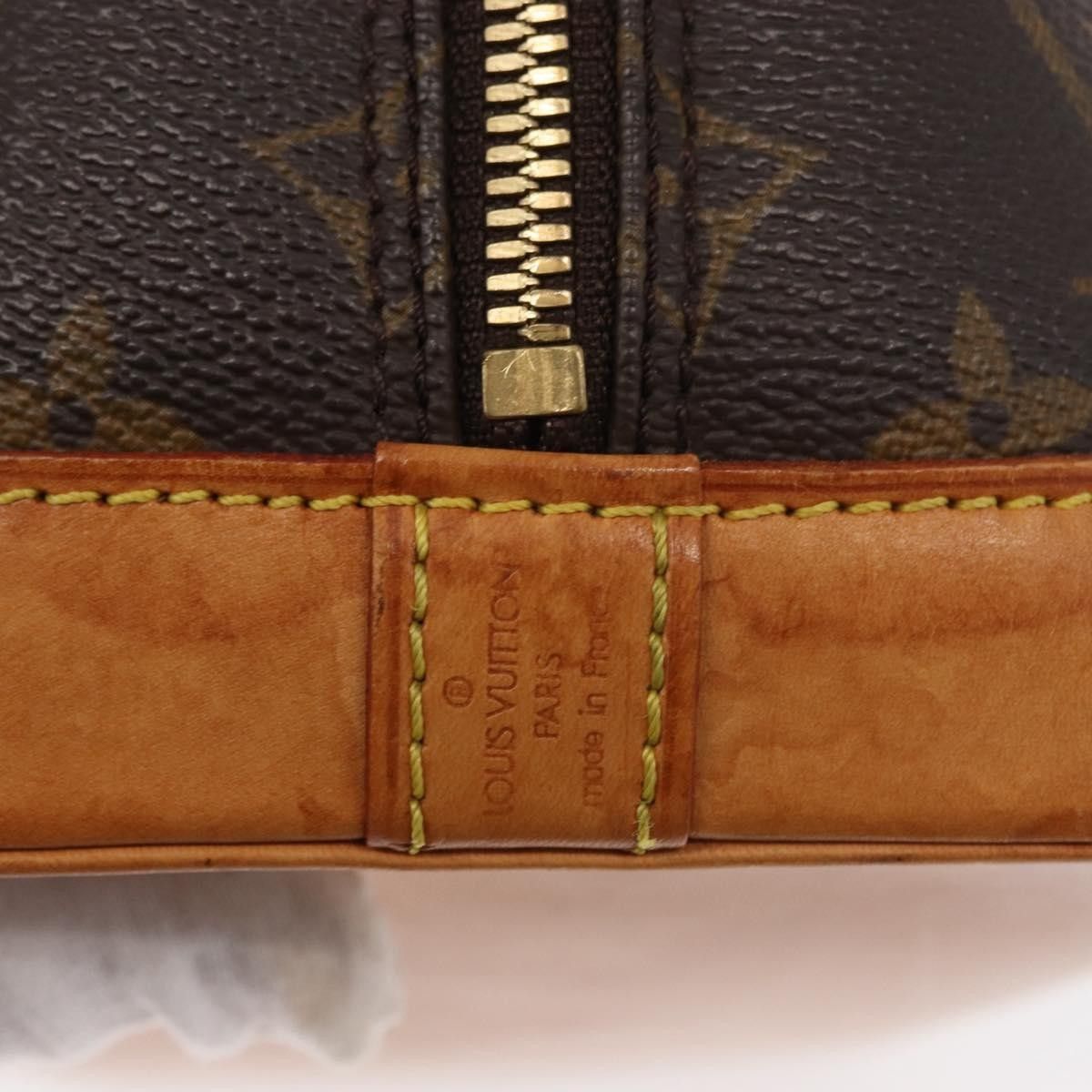 Louis Vuitton Louis Vuitton Alma Handbag Monogram Canvas Size ONE SIZE - 6 Thumbnail