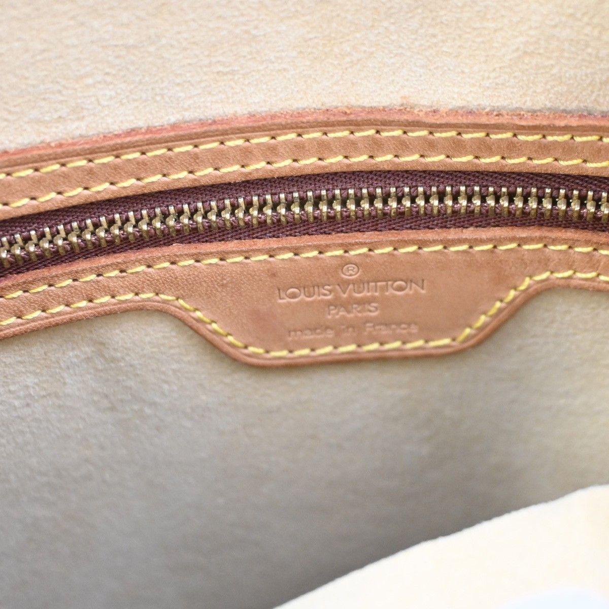 Louis Vuitton Louis Vuitton Looping Handbag Monogram Canvas Size ONE SIZE - 7 Thumbnail