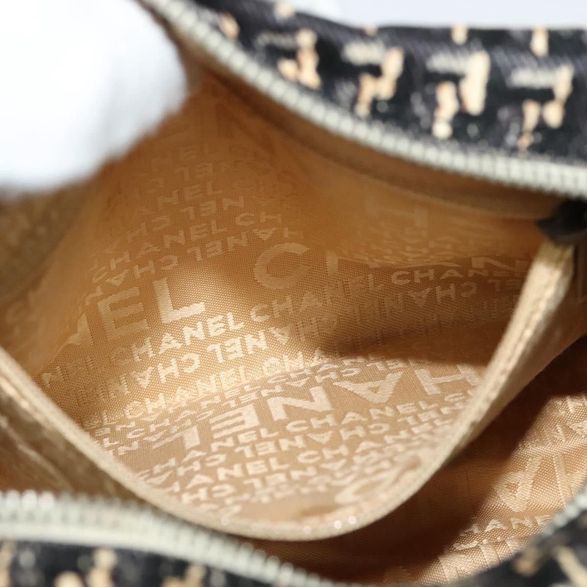 Chanel Chanel Vintage Clover Camera Bag Printed Canvas Size ONE SIZE - 21 Thumbnail