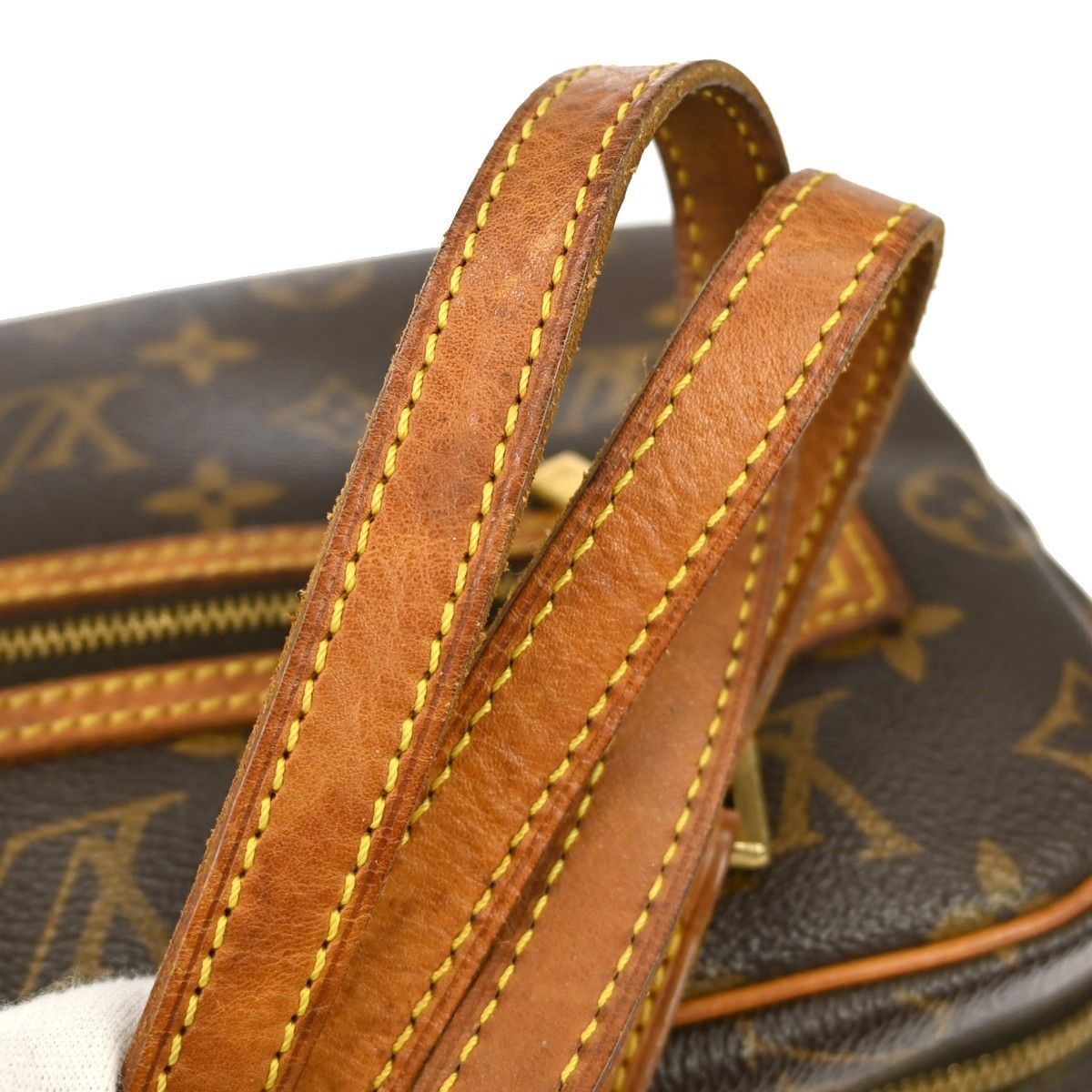 Louis Vuitton Louis Vuitton Cite Handbag Monogram Canvas Size ONE SIZE - 6 Thumbnail
