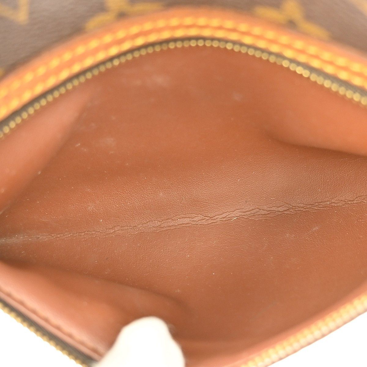 Louis Vuitton Louis Vuitton Cite Handbag Monogram Canvas Size ONE SIZE - 11 Thumbnail