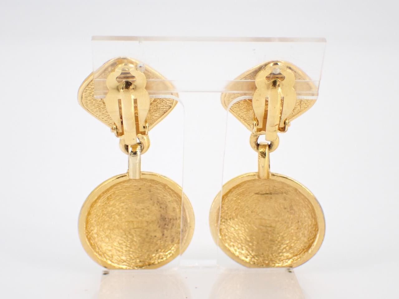 Chanel Chanel Clover Round Clip-On Earrings Metal Size ONE SIZE - 2 Thumbnail