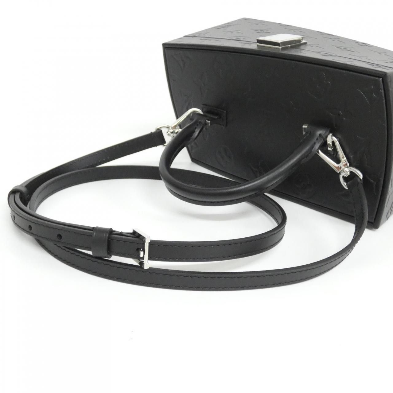Louis Vuitton Louis Vuitton Louis Vuitton LV×FG Twisted Box Calf Bag Leather Crossbody Bag M11155 DUTY FREE for USA Size ONE SIZE - 8 Thumbnail