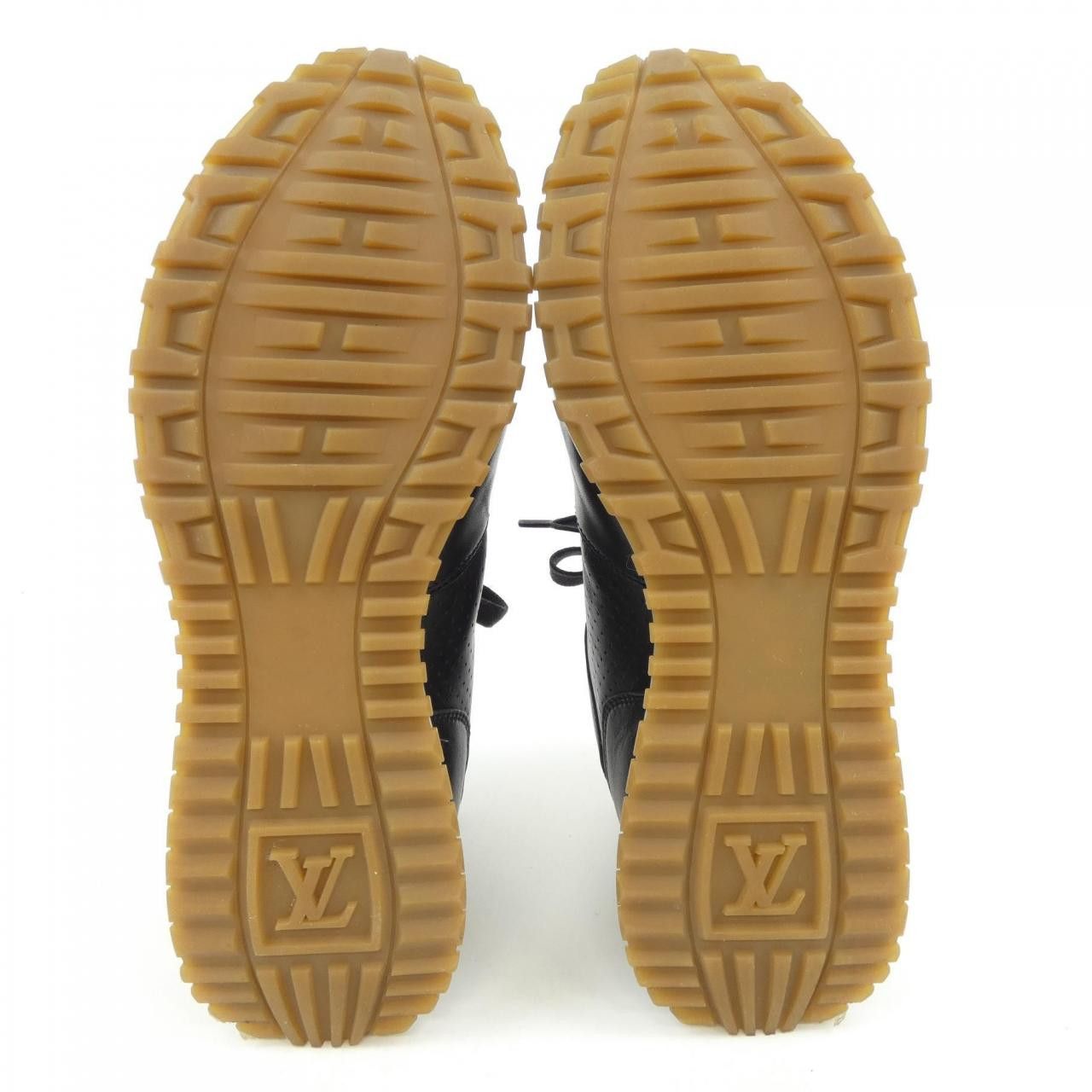 Louis Vuitton Louis Vuitton Louis Vuitton Run Away Supreme Sneakers Leather Shoes DUTY FREE for USA Size ONE SIZE - 4 Thumbnail
