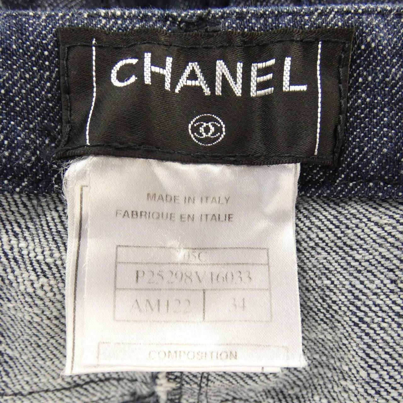 Chanel Chanel Chanel Jeans Denim Jeans P25298V16033 05C DUTY FREE for USA Size ONE SIZE - 4 Thumbnail