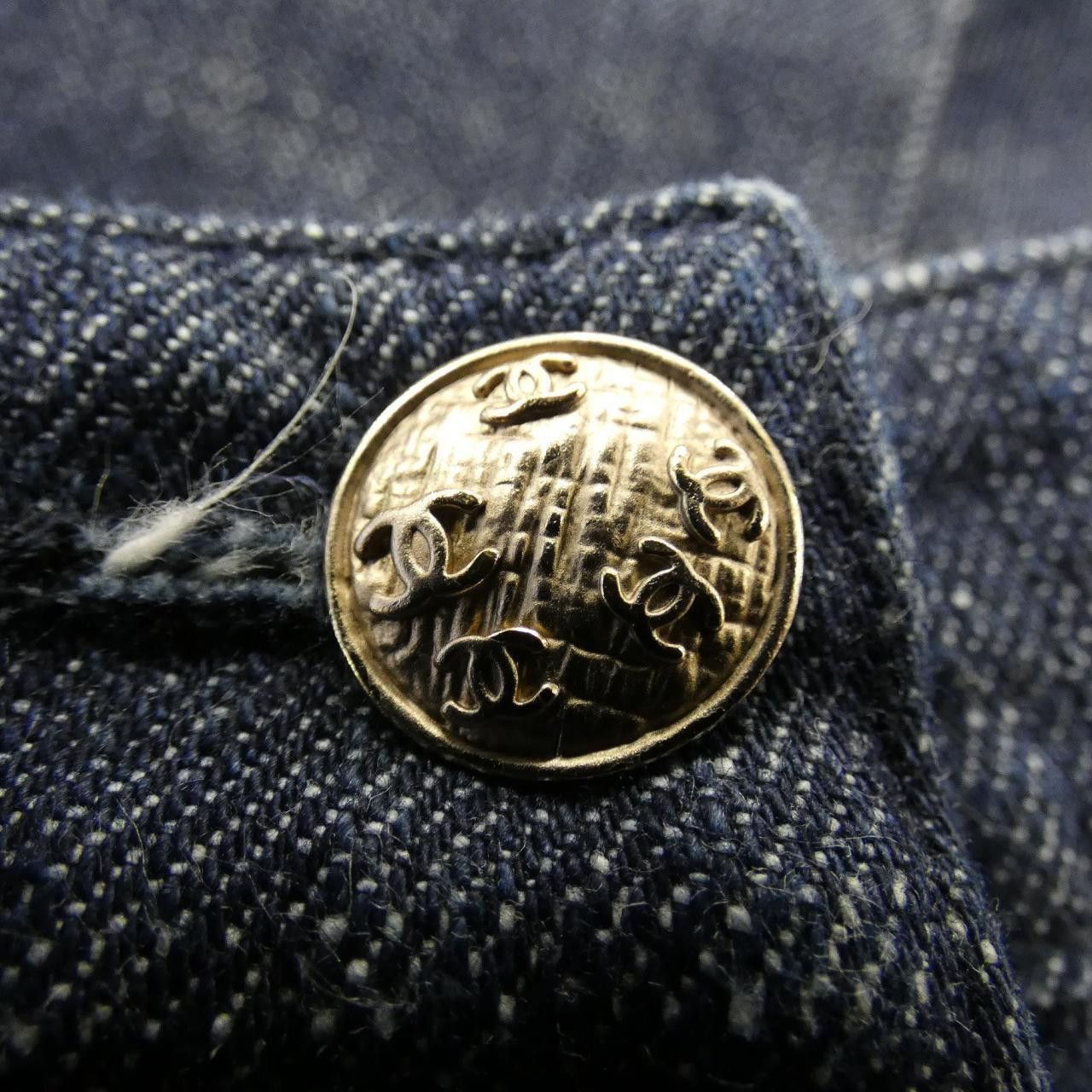 Chanel Chanel Chanel Jeans Denim Jeans P25298V16033 05C DUTY FREE for USA Size ONE SIZE - 6 Thumbnail