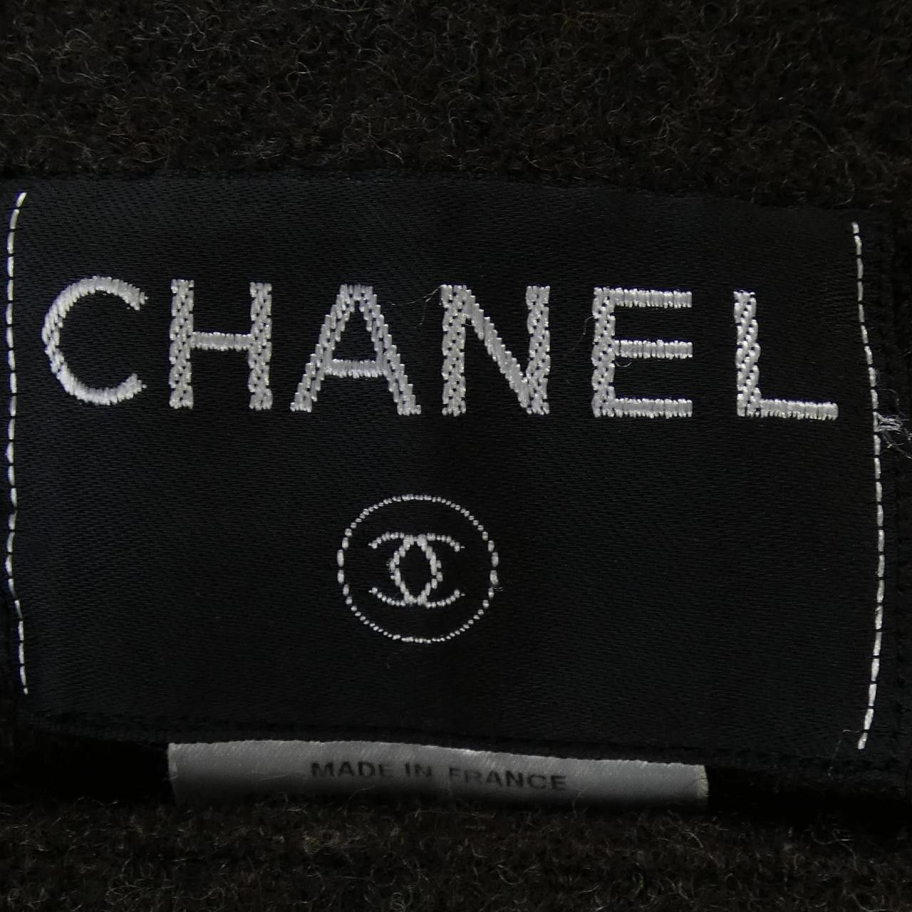 Chanel Chanel Chanel Coat Others Outerwear P14217V08014 99A DUTY FREE for USA Size ONE SIZE - 5 Thumbnail