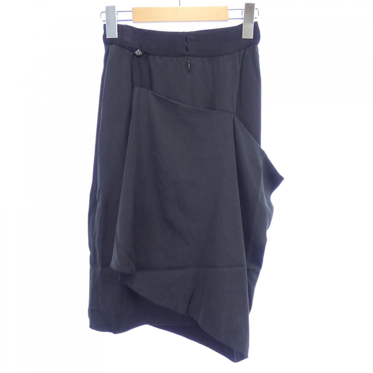 Chanel Chanel Chanel P36882V10591 Silk Skirt Others Skirts P36882V10591 DUTY FREE for USA Size ONE SIZE - 2 Thumbnail