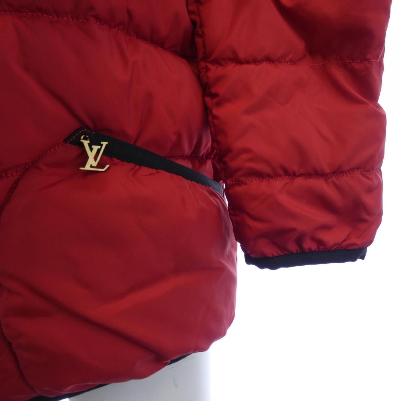 Louis Vuitton Louis Vuitton Louis Vuitton Jacket Others Outerwear WRCO24PXC DUTY FREE for USA Size ONE SIZE - 6 Thumbnail