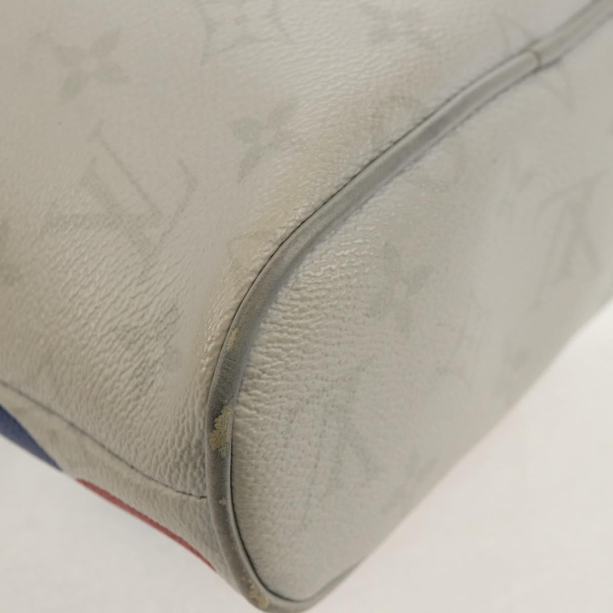 Louis Vuitton Louis Vuitton Chalk Sling Size ONE SIZE - 10 Thumbnail