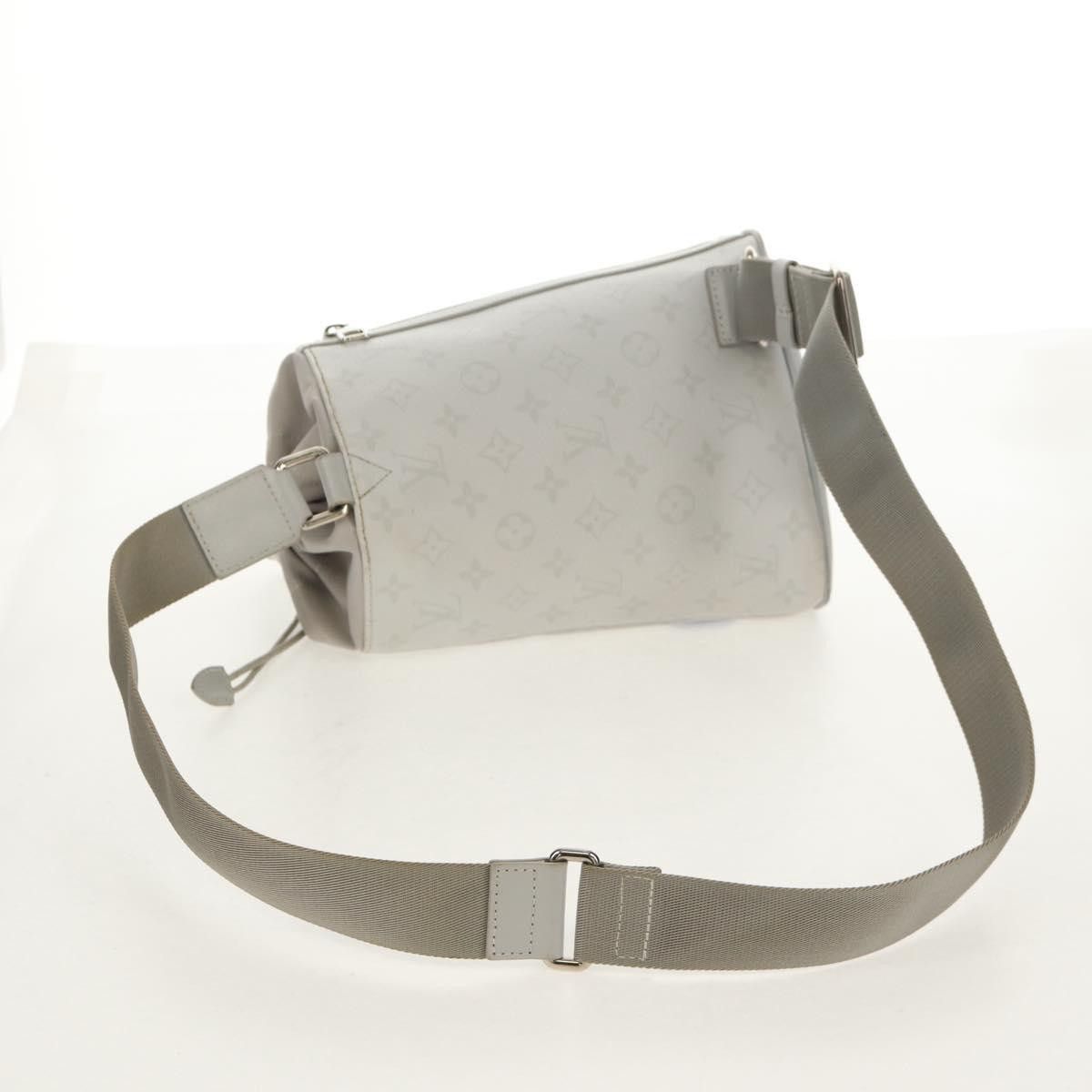 Louis Vuitton Louis Vuitton Chalk Sling Size ONE SIZE - 7 Thumbnail