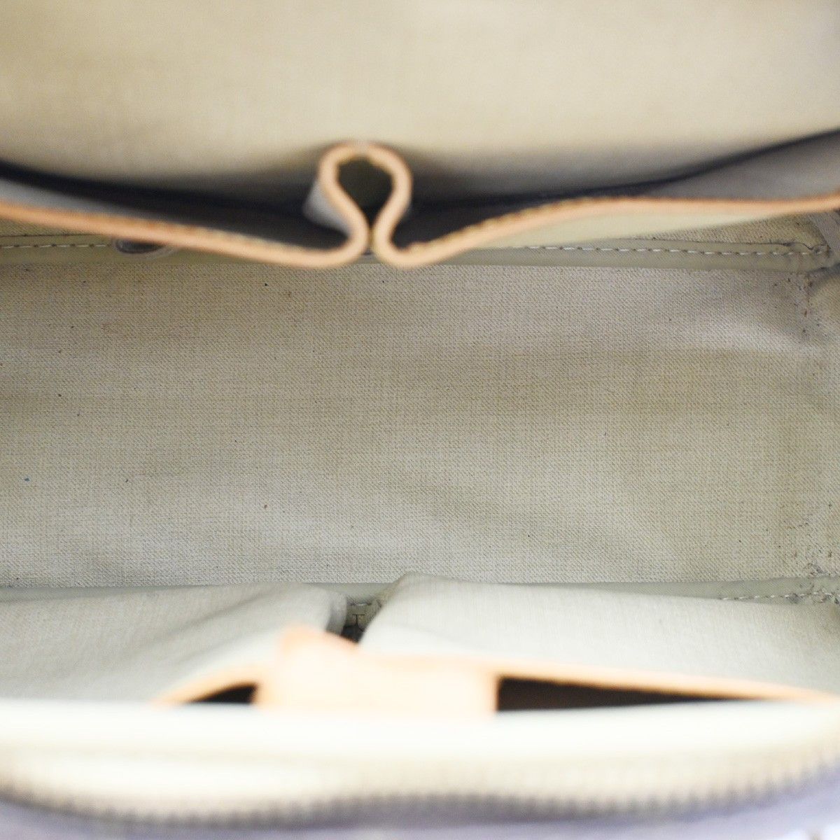 Louis Vuitton Louis Vuitton Deauville Handbag Monogram Canvas Size ONE SIZE - 5 Thumbnail