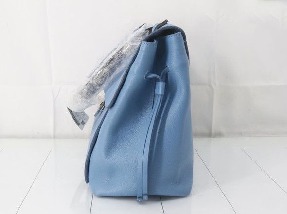 Louis Vuitton Louis Vuitton Lockme Handbag Leather Size ONE SIZE - 3 Thumbnail