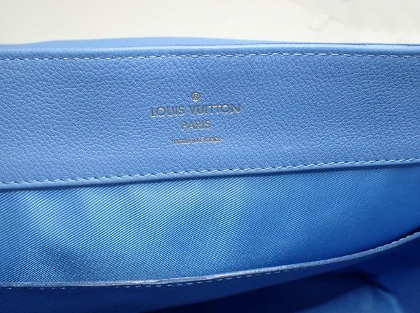 Louis Vuitton Louis Vuitton Lockme Handbag Leather Size ONE SIZE - 9 Thumbnail