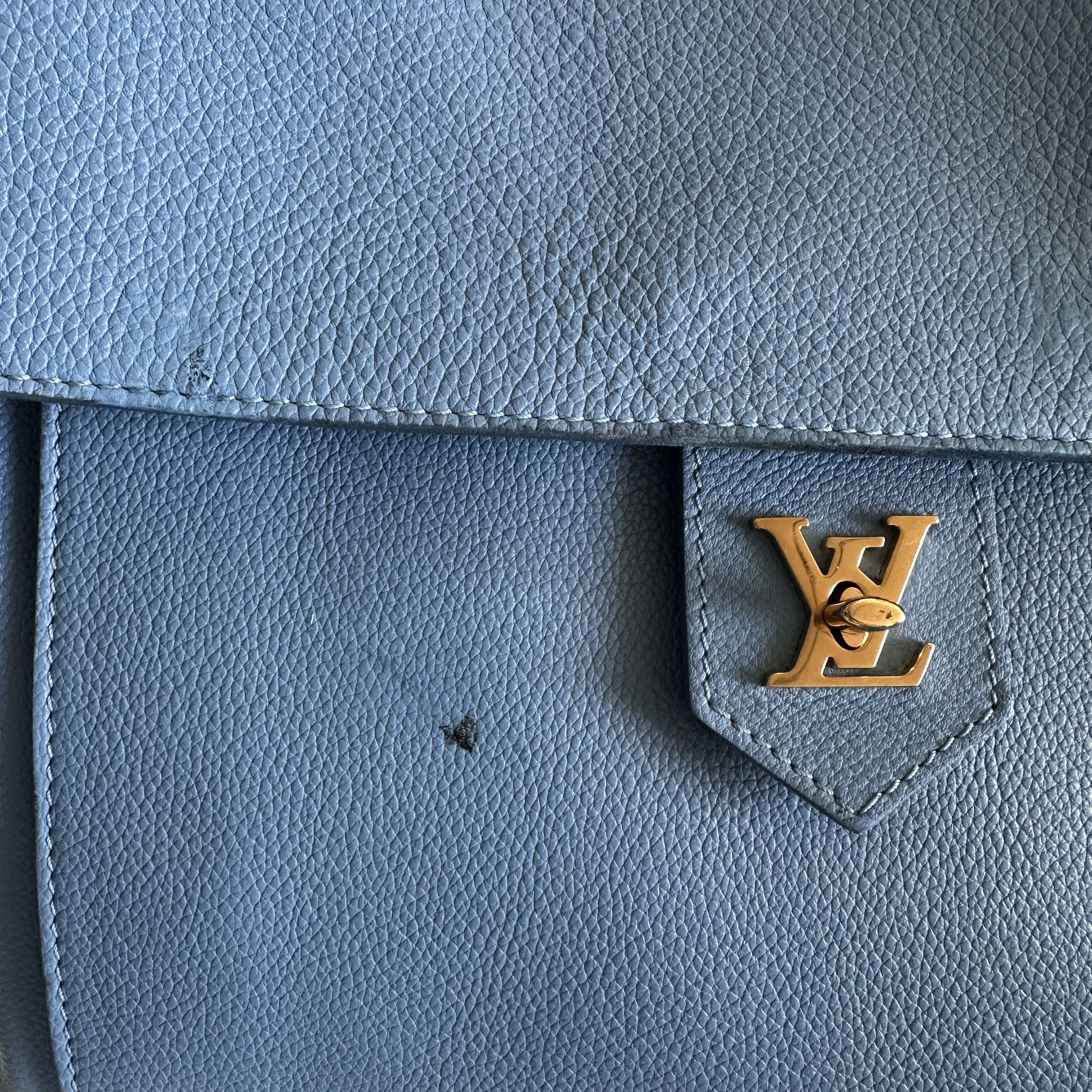 Louis Vuitton Louis Vuitton Lockme Handbag Leather Size ONE SIZE - 10 Thumbnail