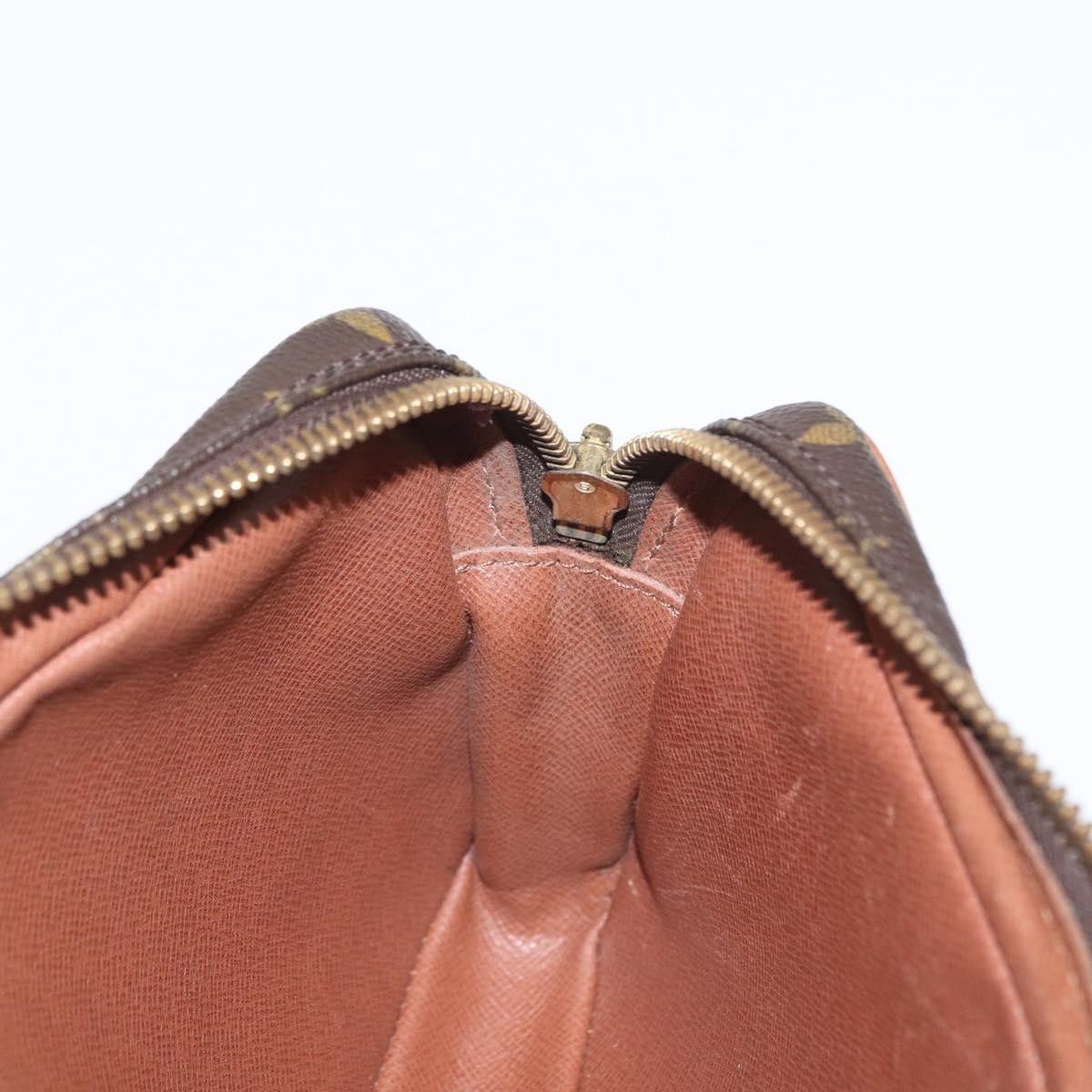 Louis Vuitton Louis Vuitton Marly Dragonne Clutch Monogram Canvas Size ONE SIZE - 17 Thumbnail