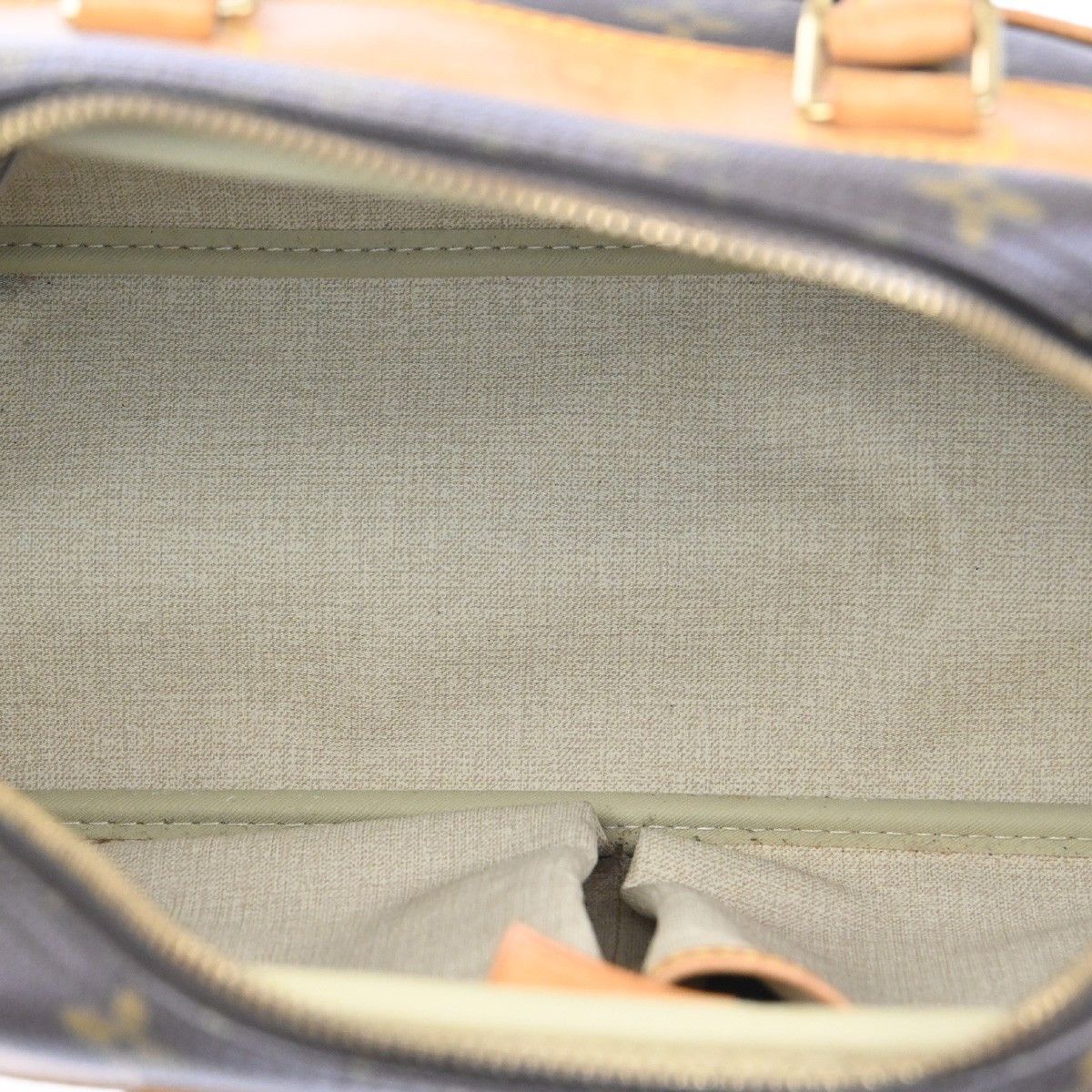Louis Vuitton Louis Vuitton Deauville Handbag Monogram Canvas Size ONE SIZE - 5 Thumbnail