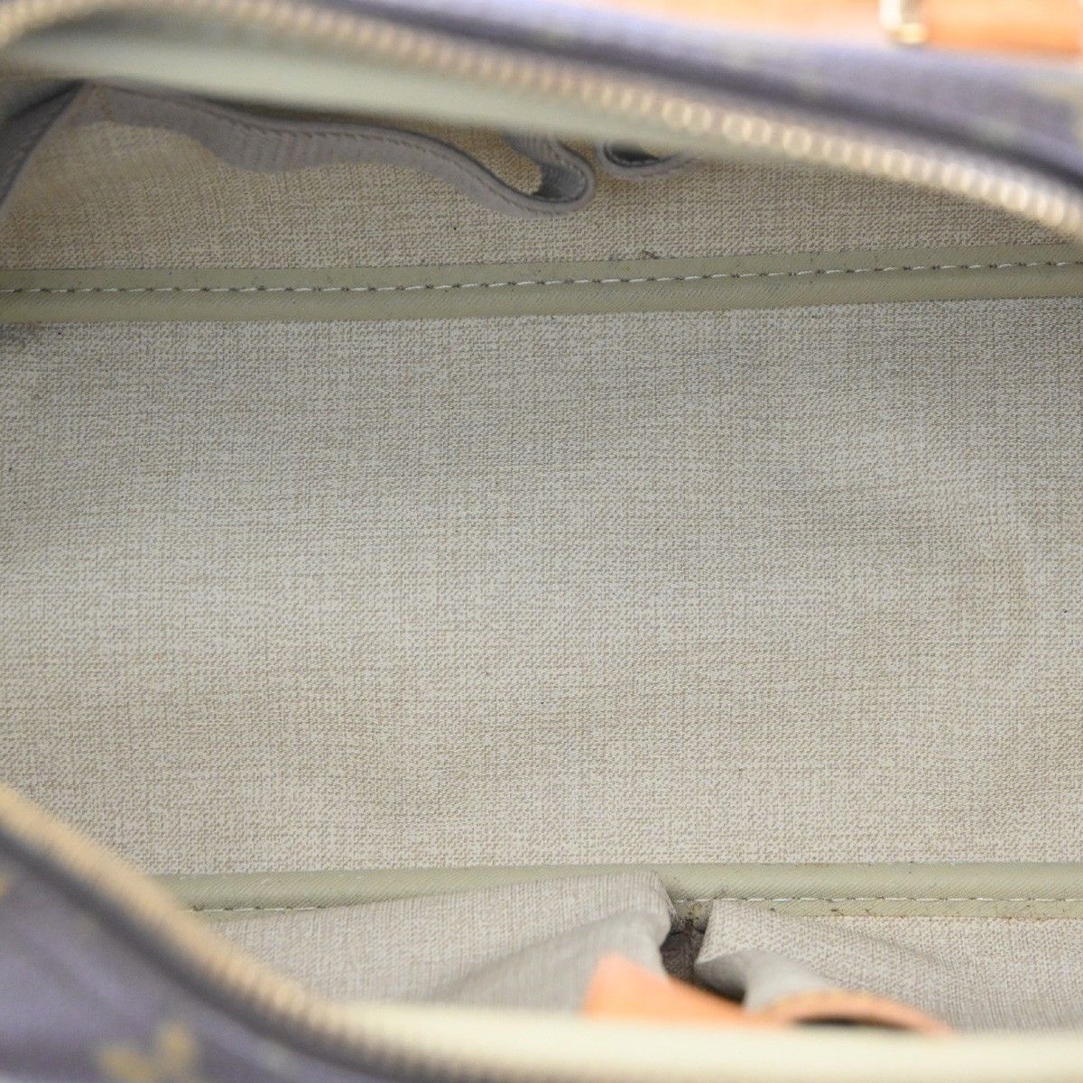 Louis Vuitton Louis Vuitton Deauville Handbag Monogram Canvas Size ONE SIZE - 14 Thumbnail
