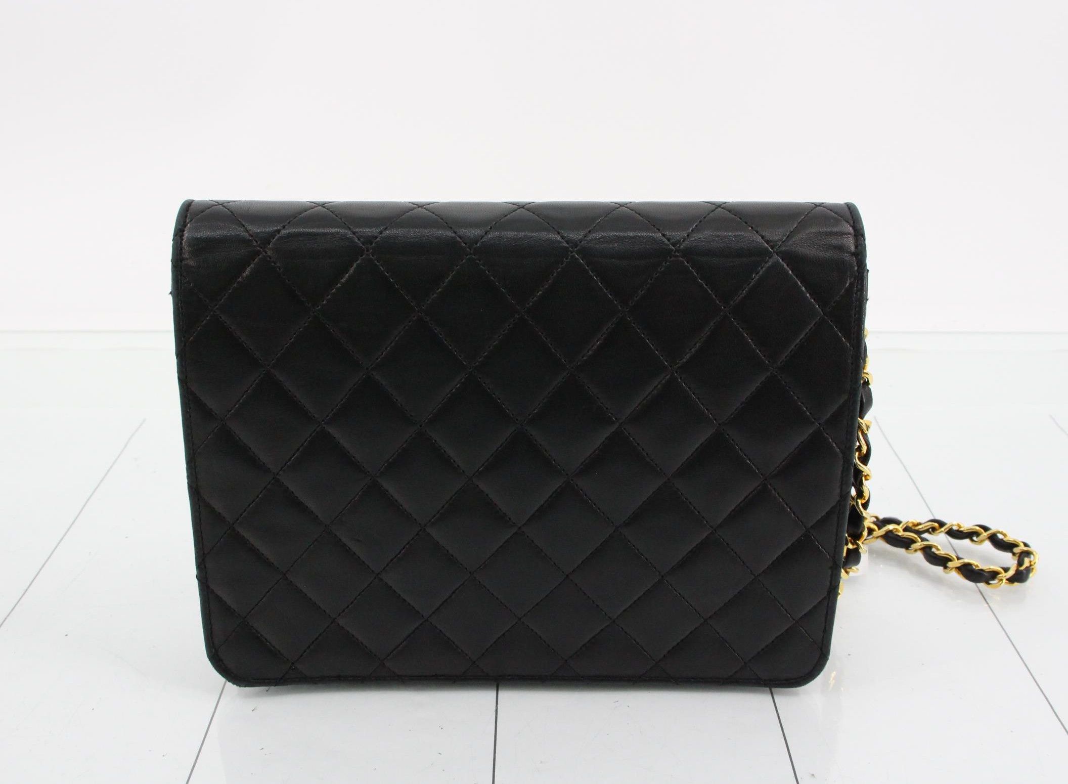 Chanel Chanel Chain Flap Shoulder Bag Quilted Lambskin Size ONE SIZE - 2 Thumbnail
