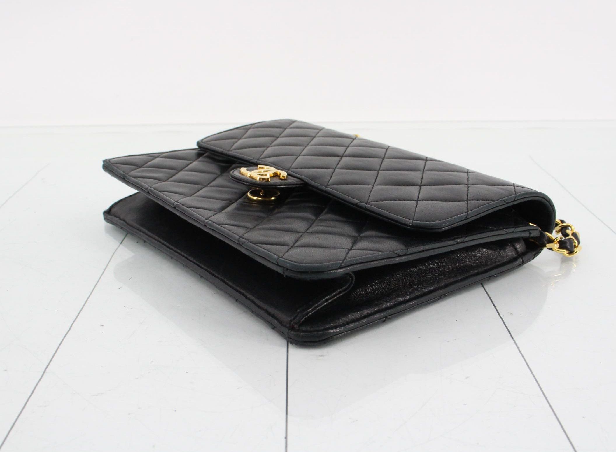 Chanel Chanel Chain Flap Shoulder Bag Quilted Lambskin Size ONE SIZE - 5 Thumbnail