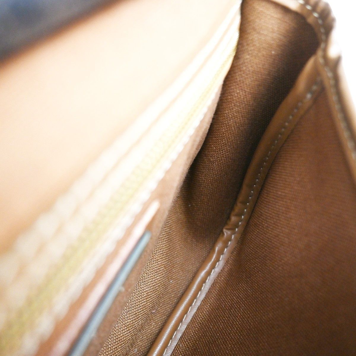 Dior Christian Dior Vintage Honeycomb Shoulder Bag Canvas and Leather Size ONE SIZE - 11 Thumbnail