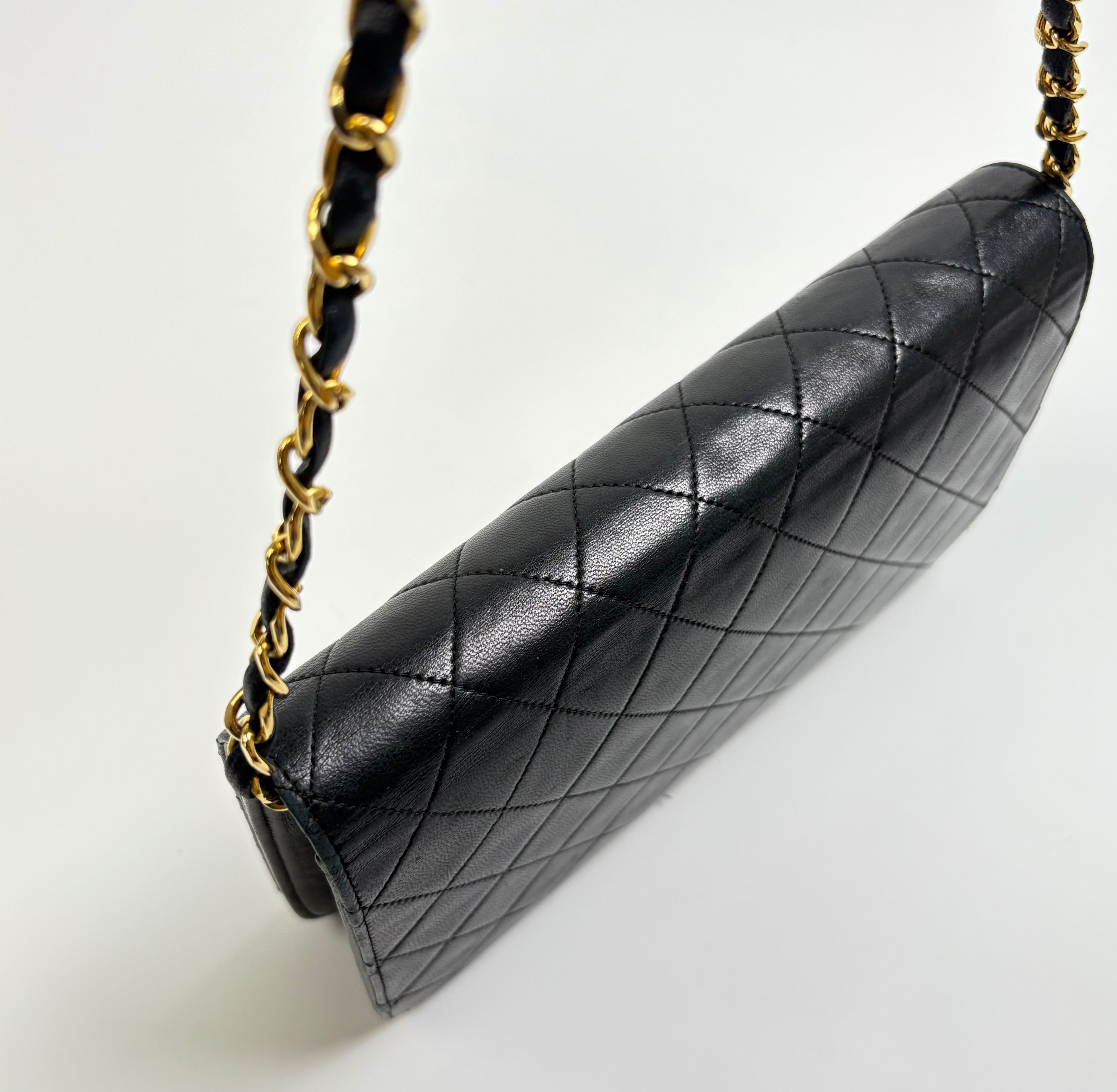 Chanel Chanel Chain Shoulder Bag Leather Size ONE SIZE - 5 Thumbnail