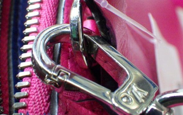 Louis Vuitton Louis Vuitton Lockme Handbag Leather Size ONE SIZE - 7 Thumbnail