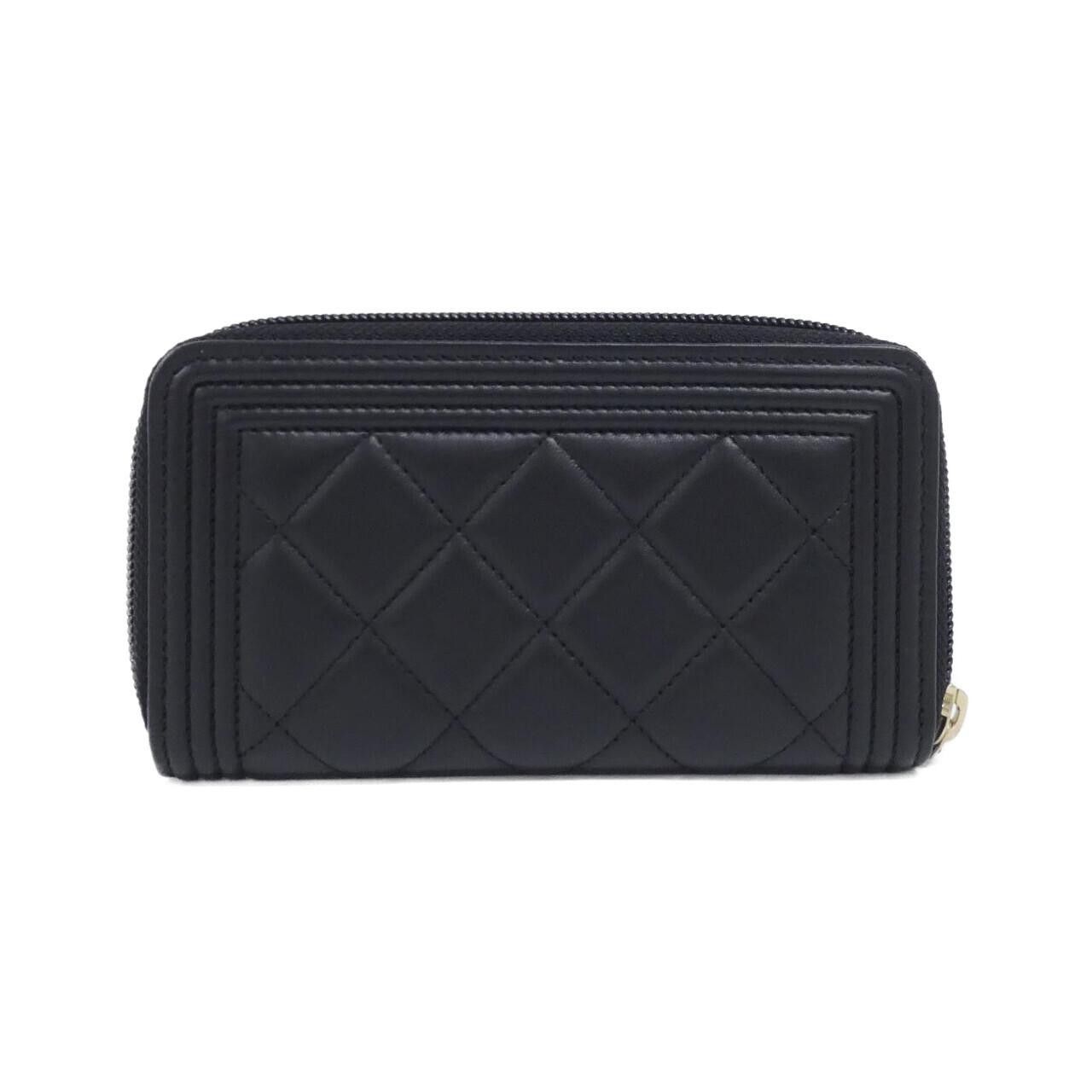 Chanel Chanel Chanel Boy Chanel Lambskin Wallet Leather Short Wallet DUTY FREE for USA Size ONE SIZE - 2 Thumbnail