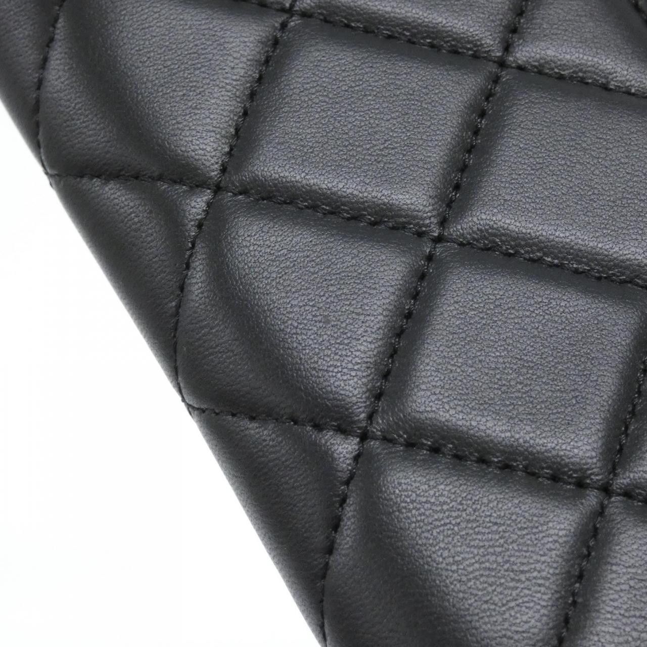 Chanel Chanel Chanel Boy Chanel Lambskin Wallet Leather Short Wallet DUTY FREE for USA Size ONE SIZE - 4 Thumbnail