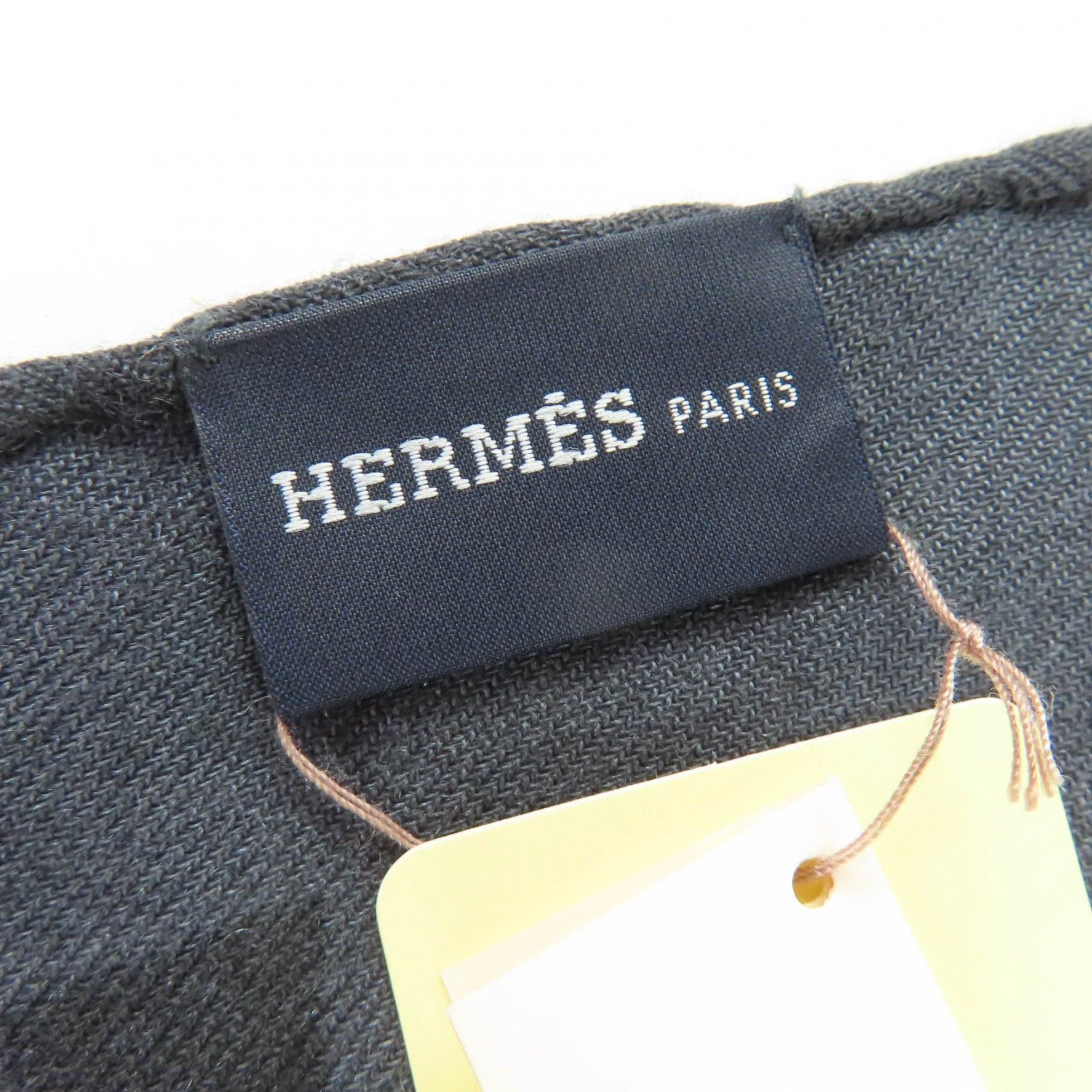 Hermes Hermes Hermes Stall Dot Large Cashmere Shawl Natural Material Shawl DUTY FREE for USA Size ONE SIZE - 8 Thumbnail
