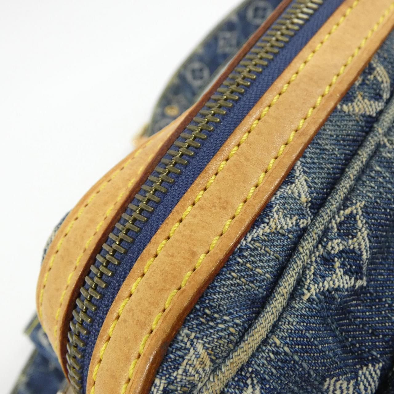 Louis Vuitton Louis Vuitton Louis Vuitton Monogram Denim Shoulder Bag Canvas Shoulder Bag M95347 DUTY FREE for USA Size ONE SIZE - 5 Thumbnail