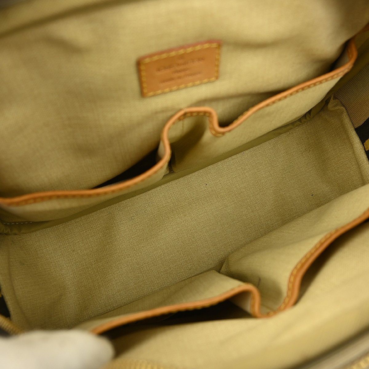 Louis Vuitton Louis Vuitton Trouville Handbag Monogram Canvas Size ONE SIZE - 3 Thumbnail