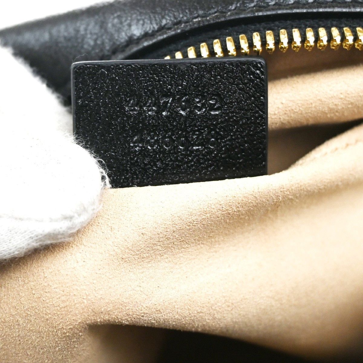 Gucci Gucci GG Marmont Shoulder Bag Diagonal Quilted GG Canvas with Leather Size ONE SIZE - 7 Thumbnail