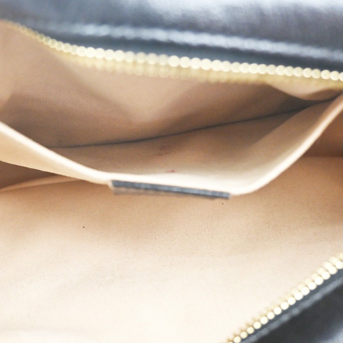 Gucci Gucci GG Marmont Shoulder Bag Diagonal Quilted GG Canvas with Leather Size ONE SIZE - 13 Thumbnail