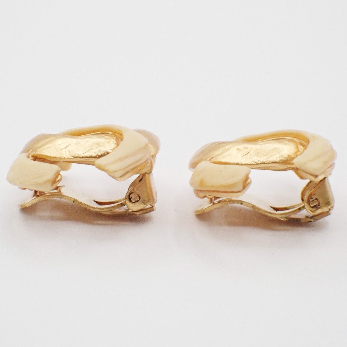 Chanel Chanel CC Clip-On Earrings Metal Size ONE SIZE - 3 Thumbnail
